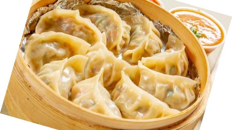 Chicken Jhol Momo.